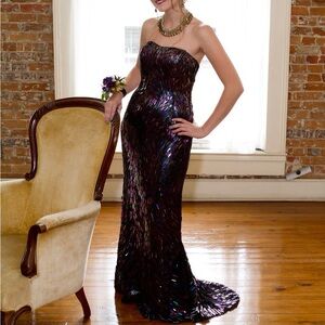 Elegant Multicolor Strapless Gown